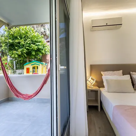 By The Sea Apartments-studios