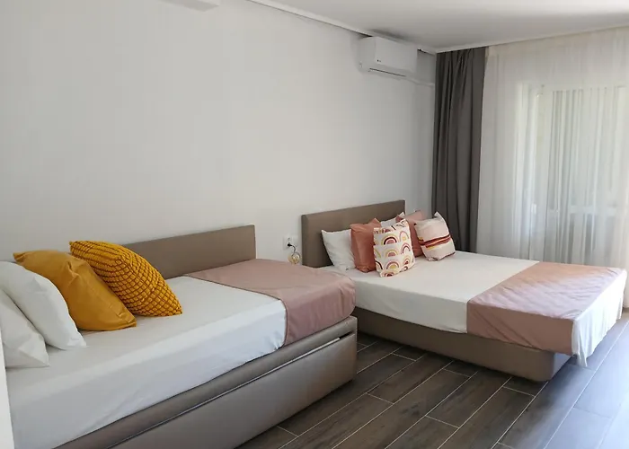 By The Sea Apartments-studios * Siviri