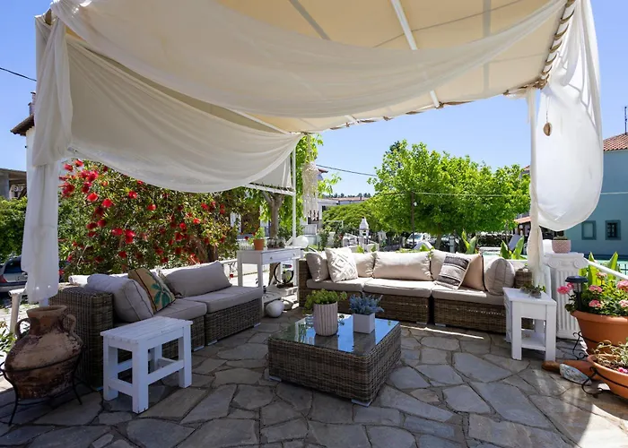 By The Sea Apartments-studios Apartament *