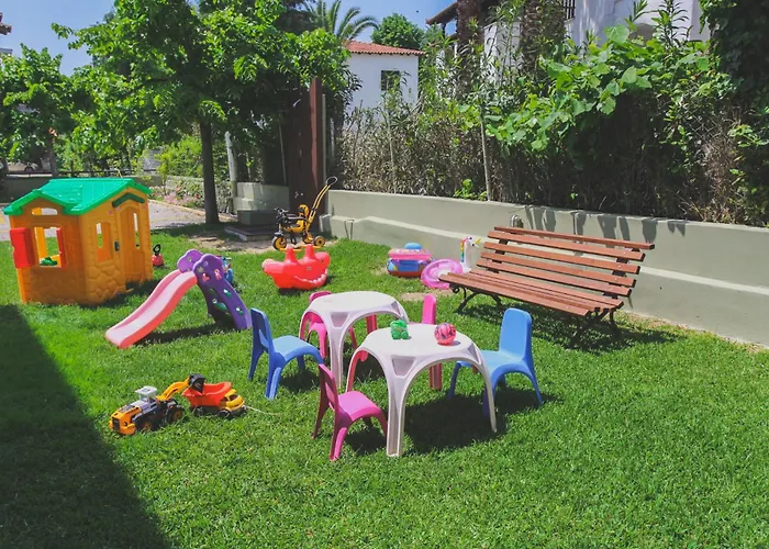 By The Sea Apartments-studios Siviri